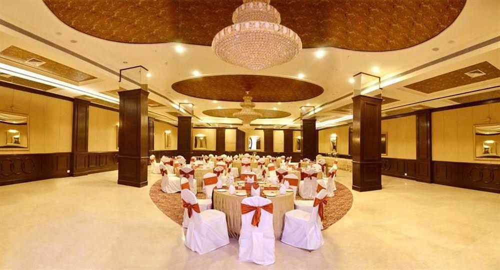 Mango Hotel Jaipur Dış mekan fotoğraf